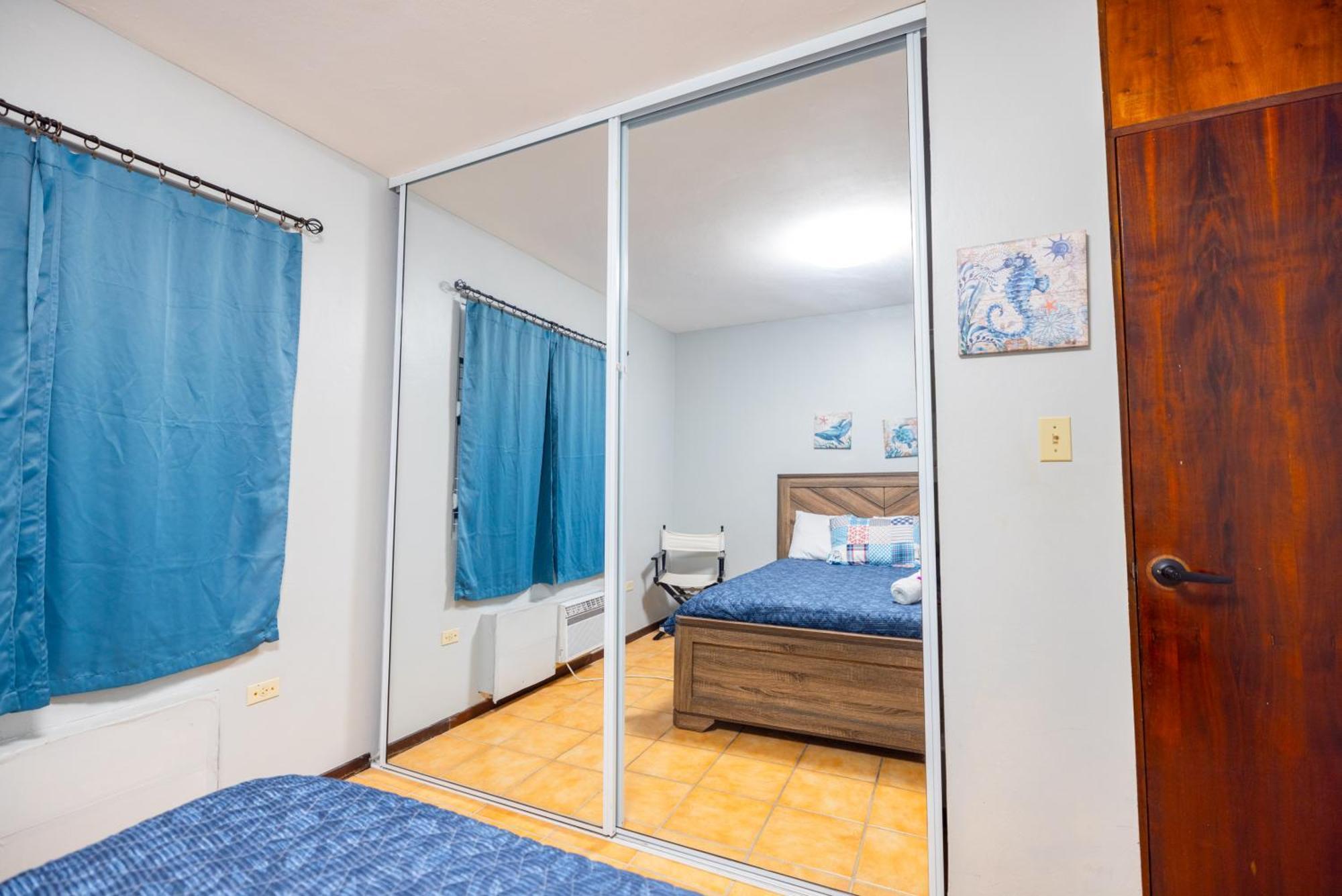 Condo Beach Court Isabela Exterior photo