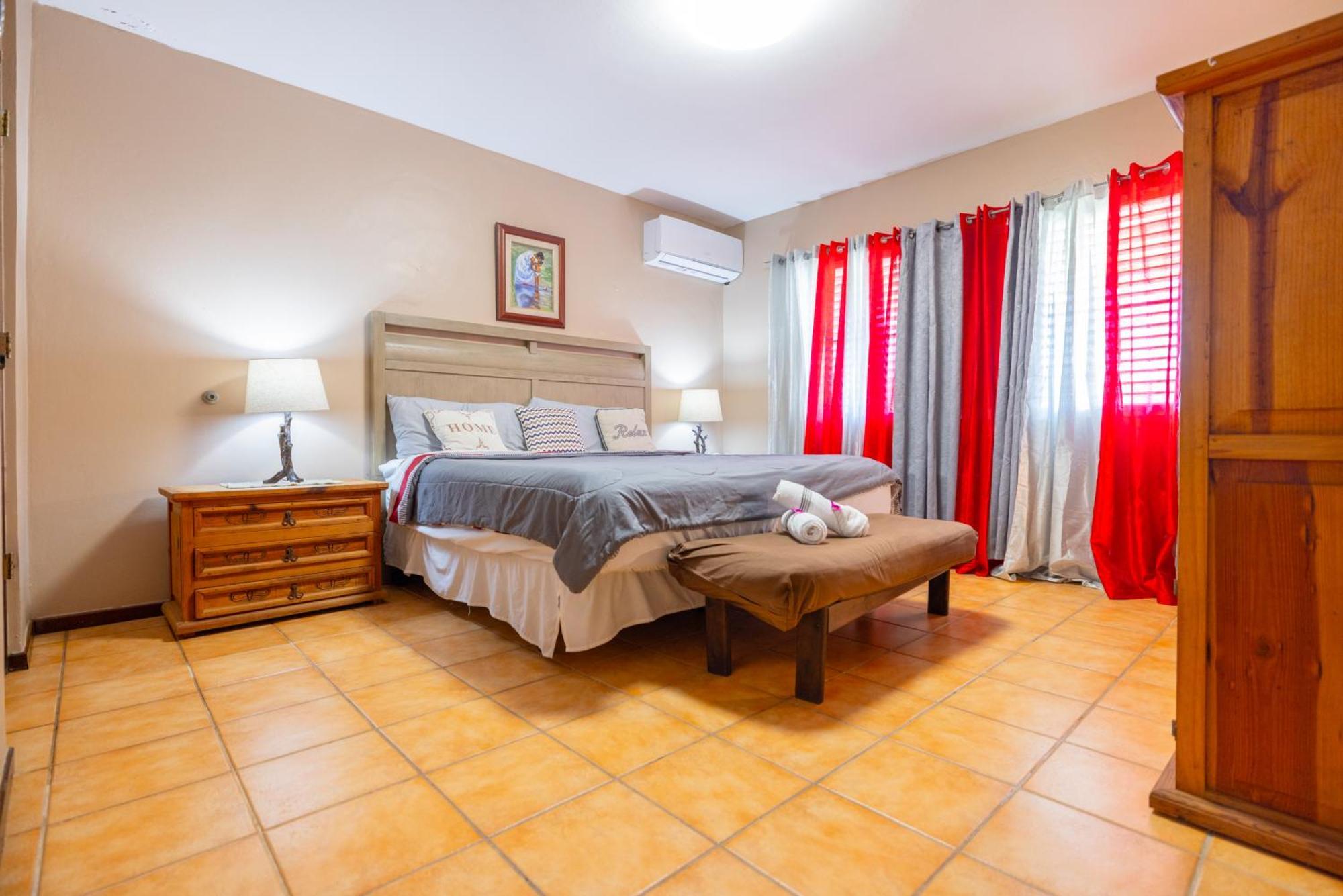 Condo Beach Court Isabela Exterior photo